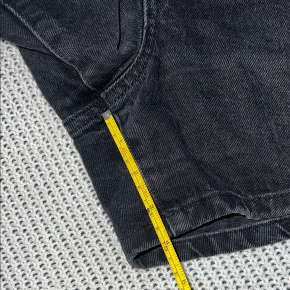 Zara Black Jean Shorts - Picture 6 of 7